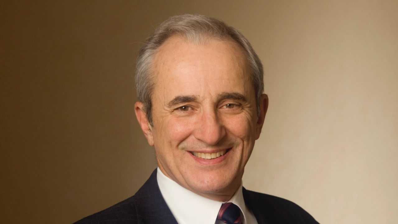 Dennis Chookaszian, Adjunct Professor at The University of Chicago Booth School of Business, joined  The ExCo Group’s David Reimer, and Adam Bryant o share insights on embedding AI so it becomes part of a company’s culture, changing people’s habits in practical ways, and following the simple rule of “noses in, fingers out.”