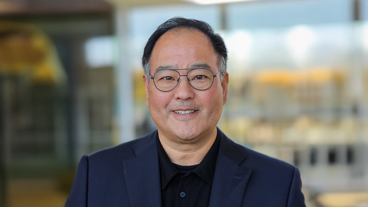Jon Iwata, Executive Chair of the Data & Trusted AI Alliance, discusses the real risks of inefficiency, guides versus guarantees, and reinvention with David Reimer and Adam Bryant, in the latest addition to the AI + Leadership series. 